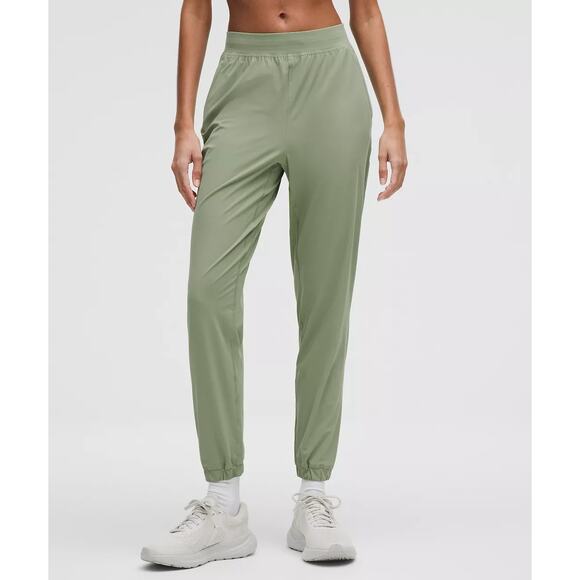 Lululemon adapted State High-Rise Jogger
Regular womens small desert green olive - Picture 1 of 10